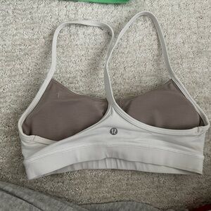 Lululemon flow Y sports bra size 6
